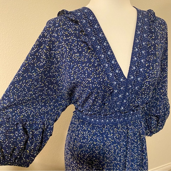 Max Studio Speckled V-Neck Blue Ruffle Maxi Dress - Picture 7 of 16